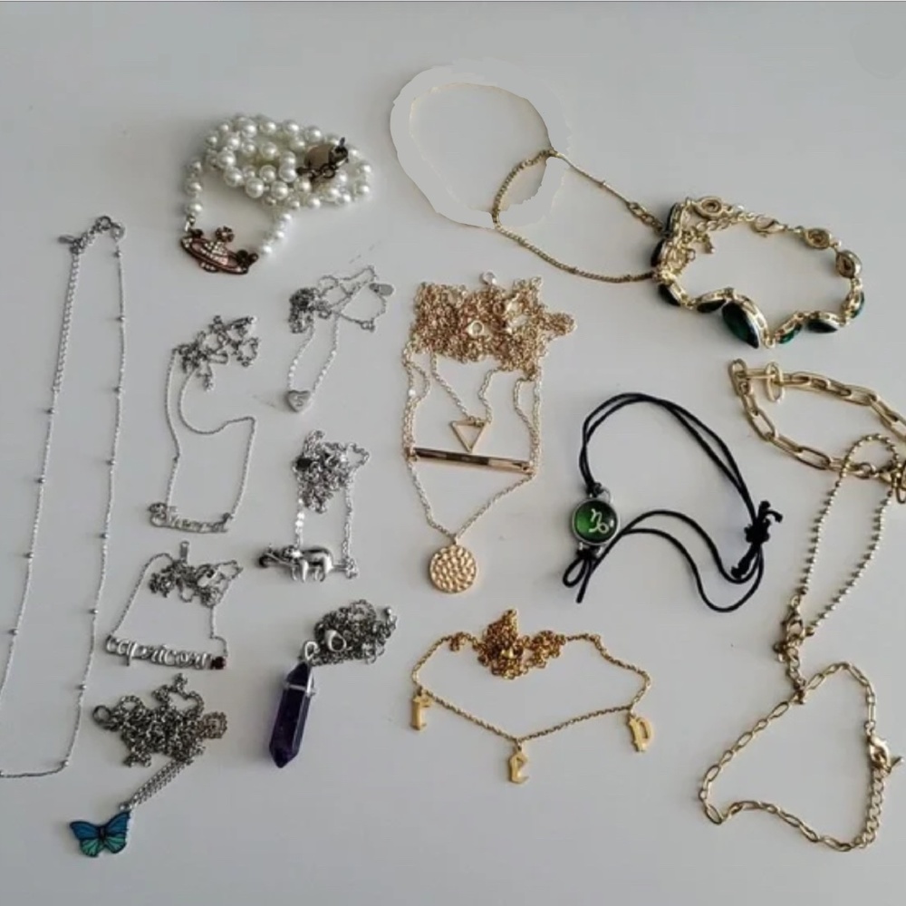 Necklace and Bracelet Lot
